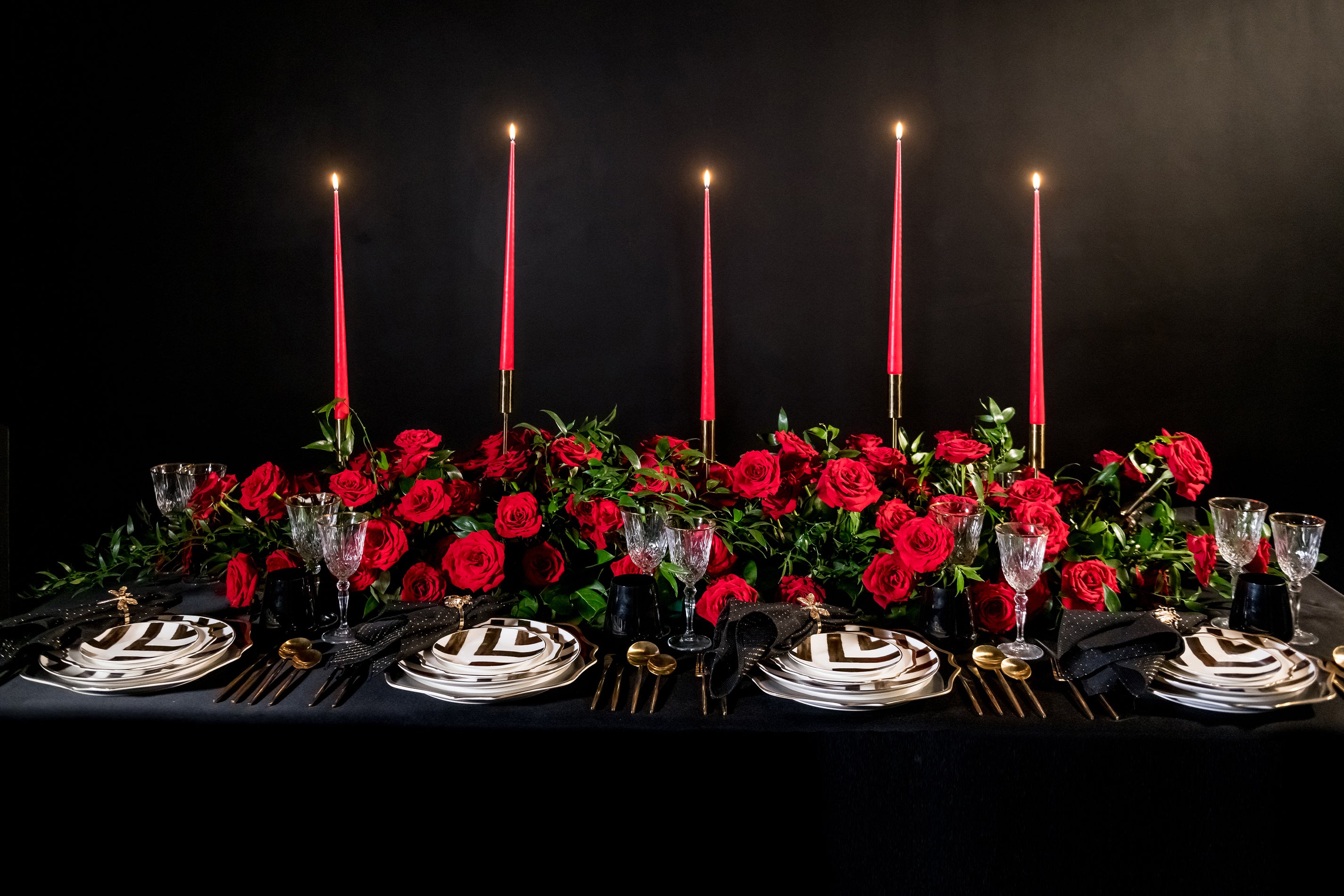 Red rose wedding decorations 60 photos - Vianawedding.com